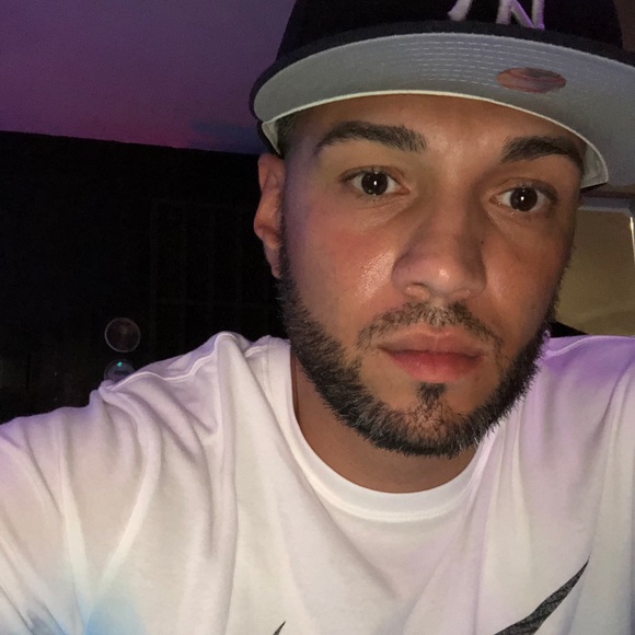 Meet your Posher, Edward - Picture 1 of 1